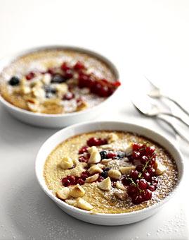 Ziegenkse Creme mit Johannisbeeren