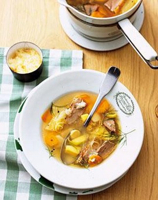 Gänsesuppe mit Meerrettich