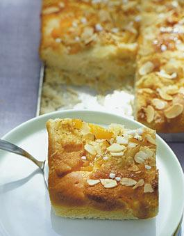 Aprikosen Marzipan Butterkuchen