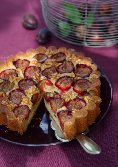 Zwetschgenkuchen mit Orange und Walnüssen