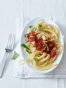 Maccheroni mit frischer Tomatensauce