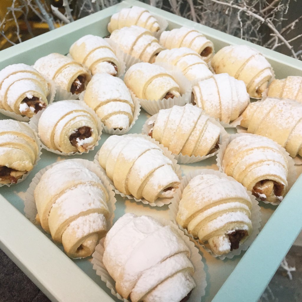 apfel plaetzchen mit puderzucker