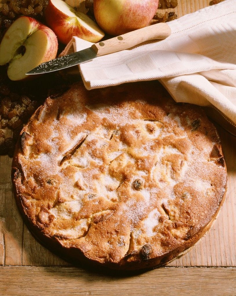 apfel rosinen kuchen mit nüsse