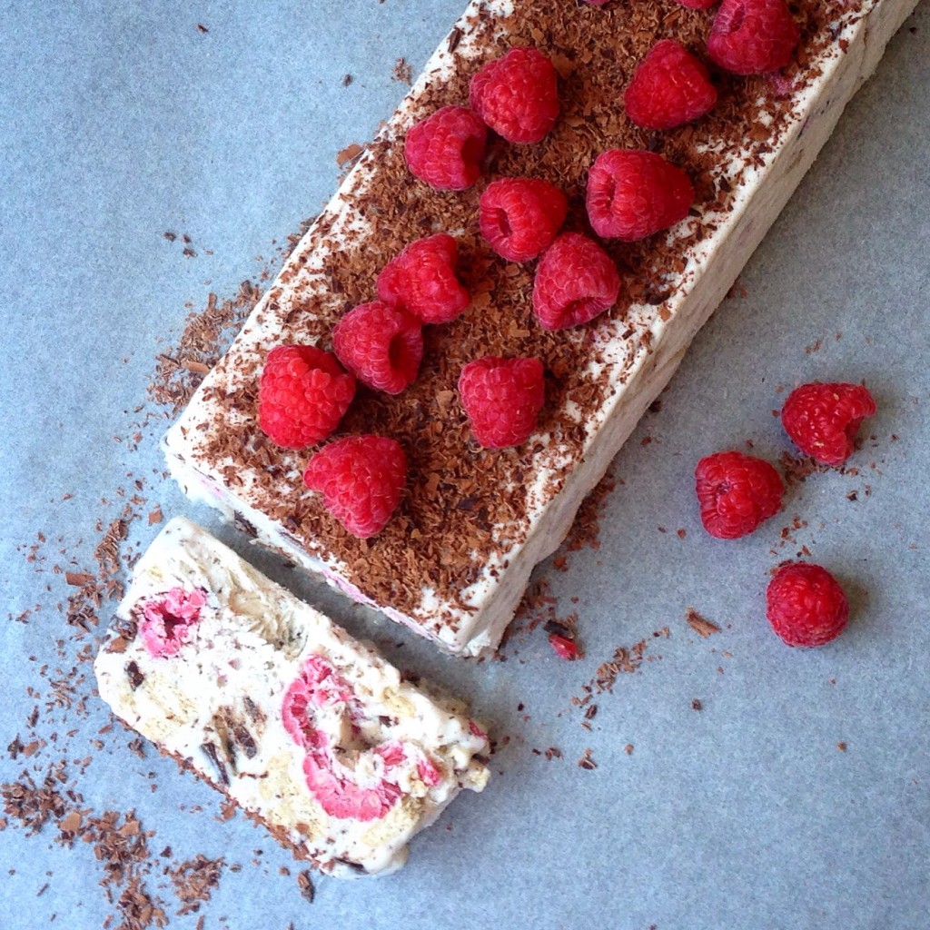 beeren schoko eiskuchen