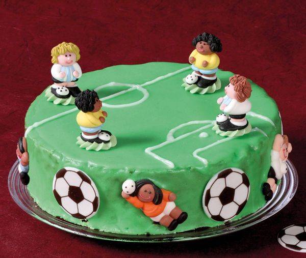 fussballkuchen geburtstagkuchen kinder kuchen mit zuckerpaste