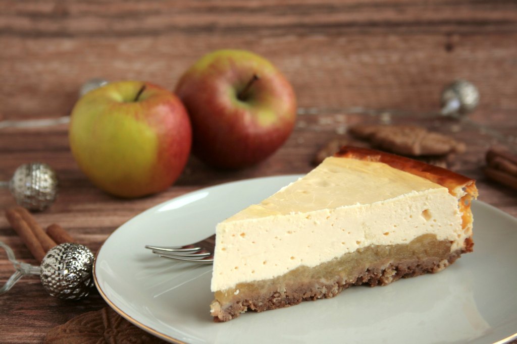 Käsekuchen mit Apfel und zimt