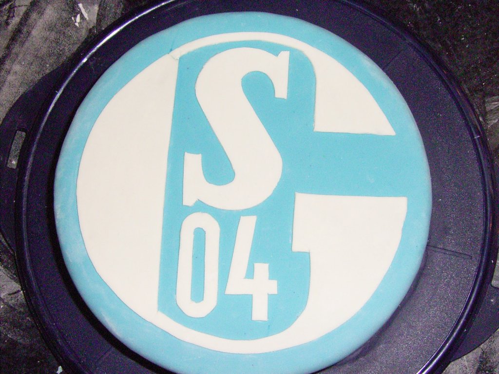 schalke marzipan