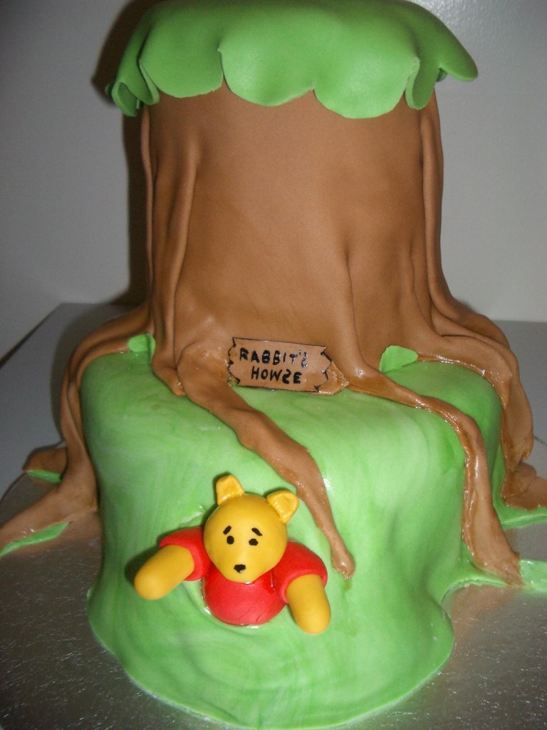 winnie The Pooh marzipan