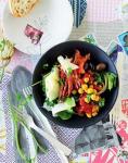 Kichererbsen Salat mit Chorizo und Spinat