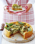 Quiche mit Zuckerschoten, Basilikum und Minze