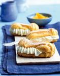 Eclairs mit Mandelcreme und Blutorangen