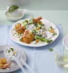 Reissalat mit frittierten Garnelen