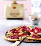 Ksepizza mit Apfel, Radicchio und Salbei